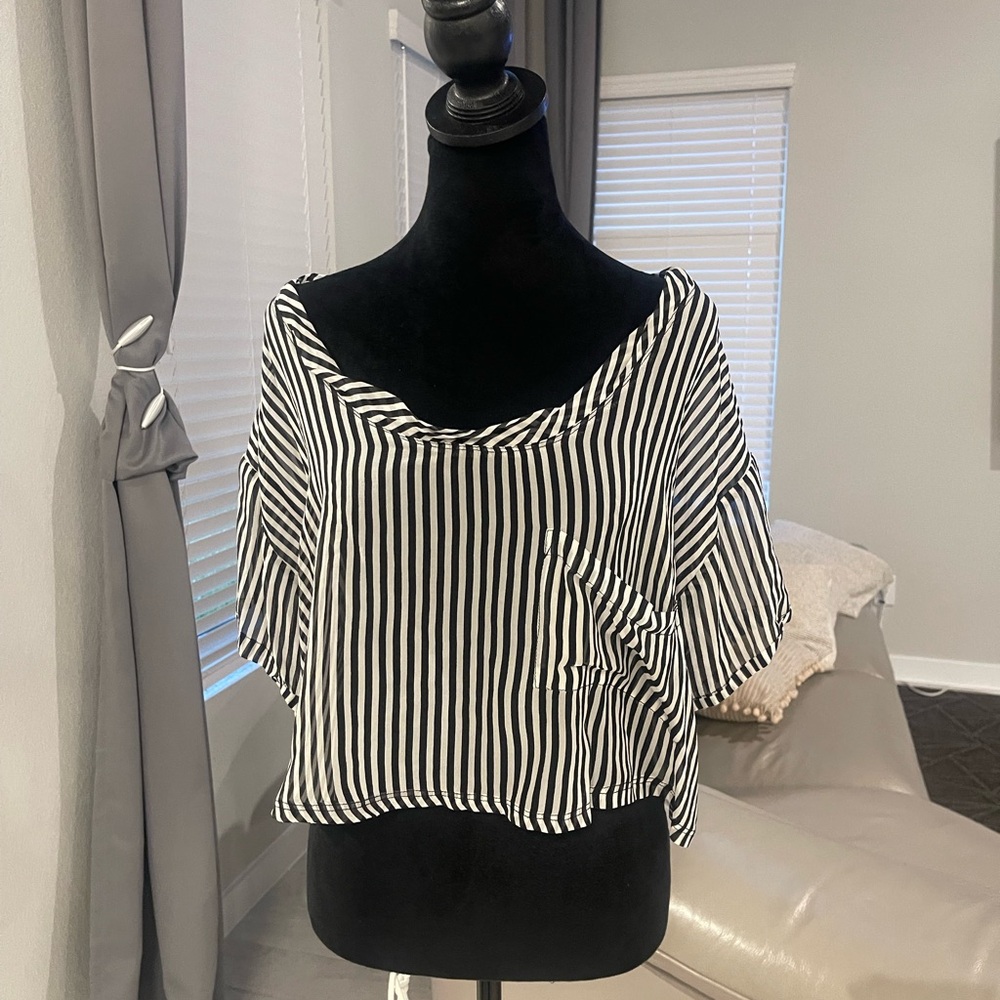 Reformation 100% silk striped cropped blouse with front oversized pocket M - Picture 1 of 7